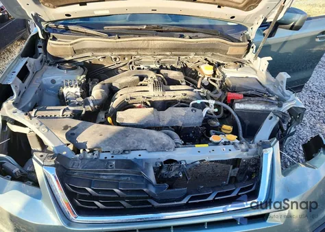 2017 Subaru Forester 2.5I Premium z USA, uszkodzony, nr VIN JF2SJAEC8HH403219